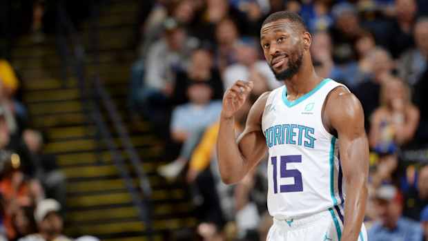 kemba-walker-tribune-piece.jpg